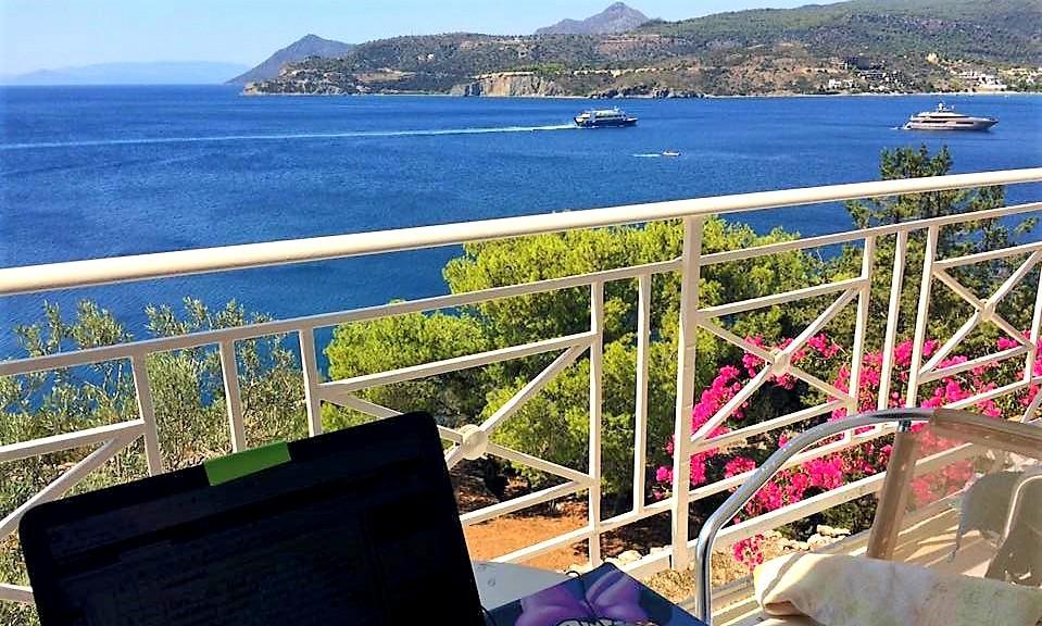 Kavos Bay Seafront Hotel Agia Marina  Dış mekan fotoğraf