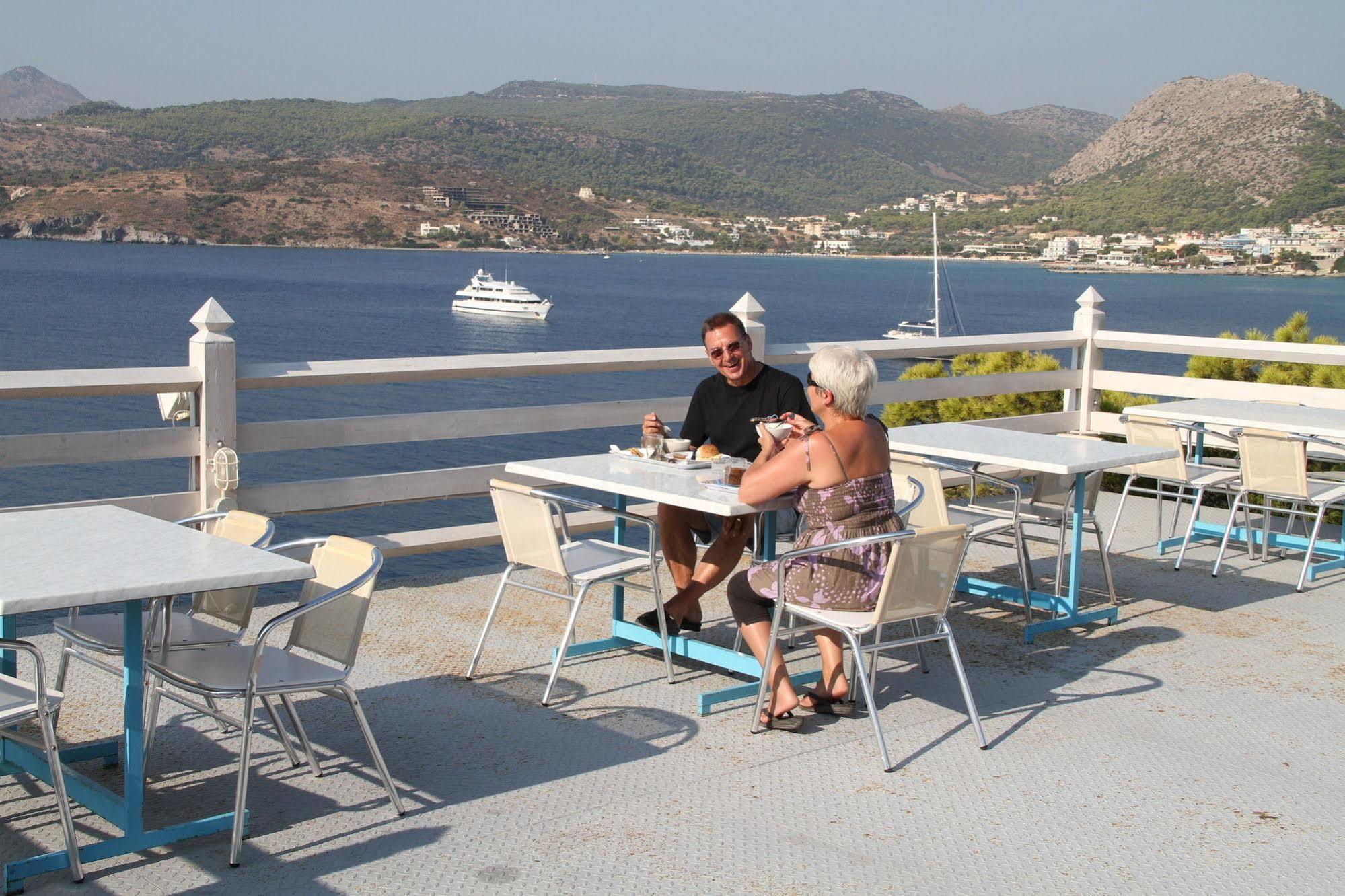 Kavos Bay Seafront Hotel Agia Marina  Dış mekan fotoğraf