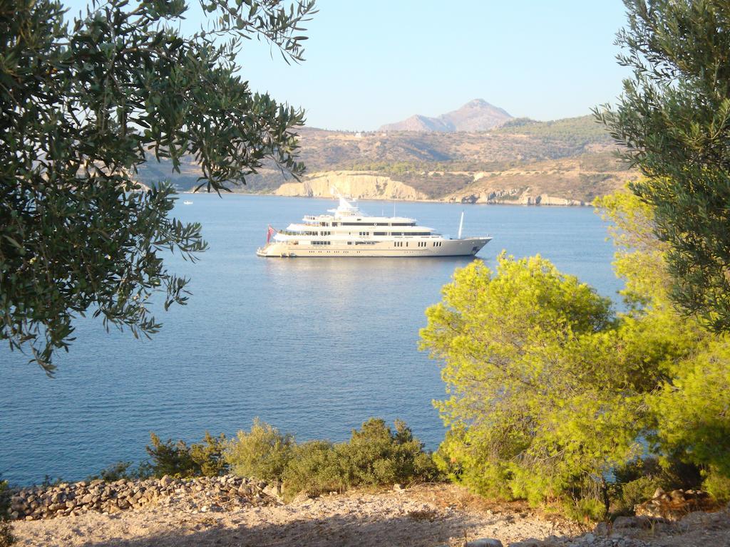Kavos Bay Seafront Hotel Agia Marina  Dış mekan fotoğraf