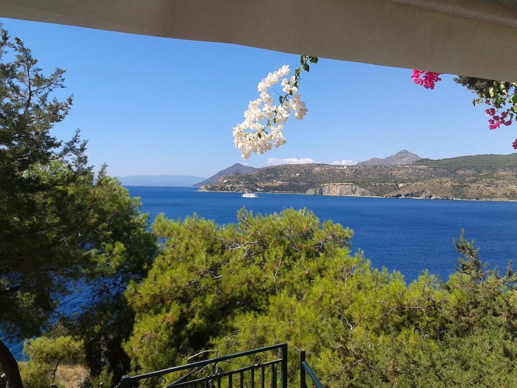 Kavos Bay Seafront Hotel Agia Marina  Dış mekan fotoğraf