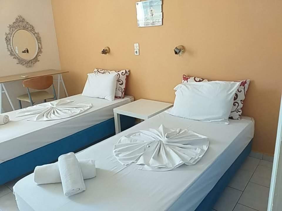 Kavos Bay Seafront Hotel Agia Marina  Dış mekan fotoğraf